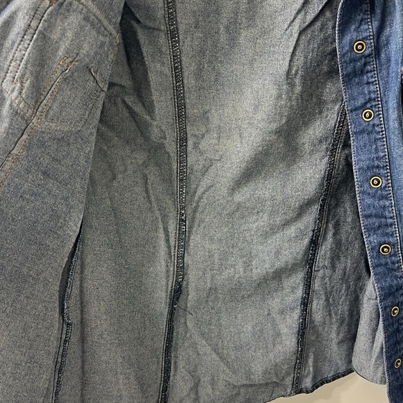 Denim shirt - Picture 4 of 6